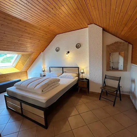 T2 + Mezzanine, Entierement Refait, A En Vercors, Proche Pistes De - Fr-1-761-40 * Corrençon-en-Vercors